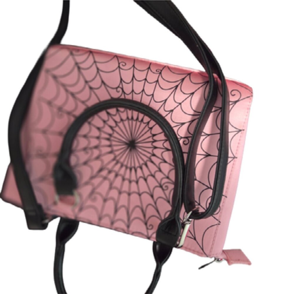 MONSTER HIGH Pink Draculaura themed bag with BLACK BOW BAG CHARM Cute Goth - Picture 3 of 3